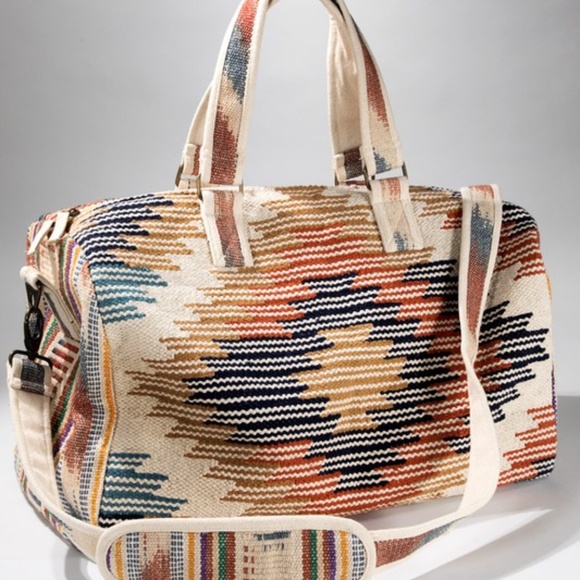 Last 1! NWT Aztec Weekender Tote Duffle Bag - Picture 2 of 7